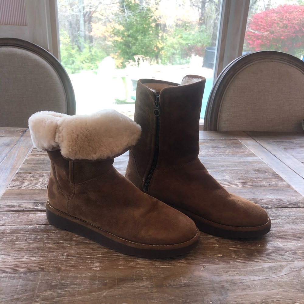 Ugg Abree - Size 7